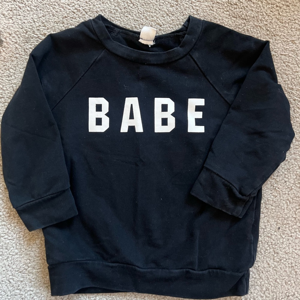 Toddler Black Crewneck size 12-18M